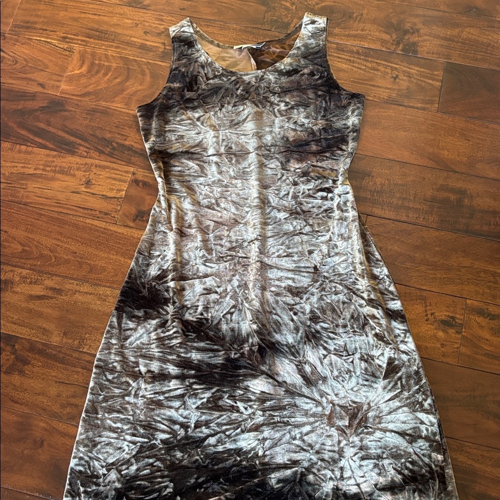 Ronnie Nicole | Chic Sleeveless brown velvet Tie-Dye Maxi Dress - Picture 3 of 13